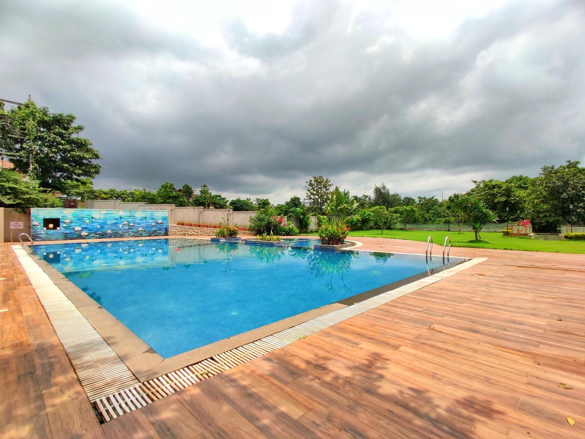 Pushpam Sanskruti Resort Karjat - A Pure Veg Resort Dhamni Dış mekan fotoğraf